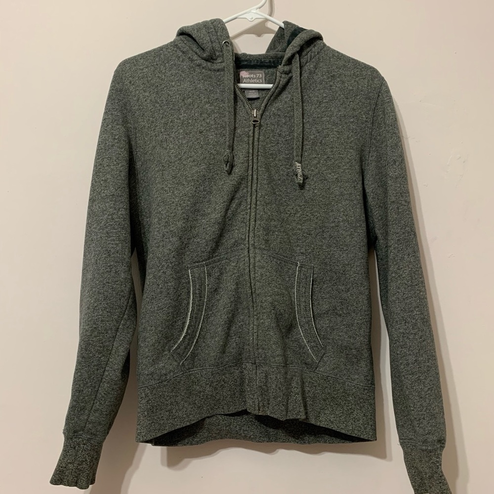 Roots Sweater in Grey | Size Medium